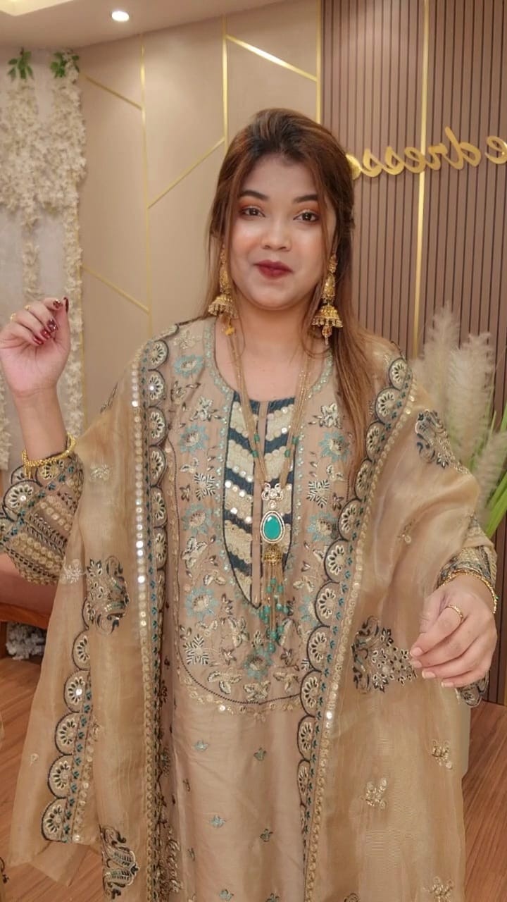 CUvyl67QWlxGPYw0tU69DNIMs41wgDSUtwfVXOAy MB Dollar (P) — Style, Comfort & Value in One Place - Image 1