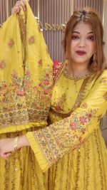 Mb Gown ( Yellow ) - Image 3